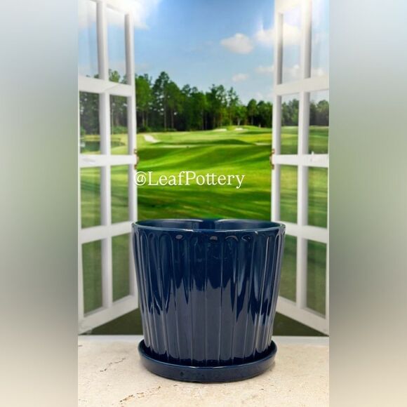 Pancho (LG) Blue Ceramic Planter Pot with Saucer Attached - Picture 6 of 9